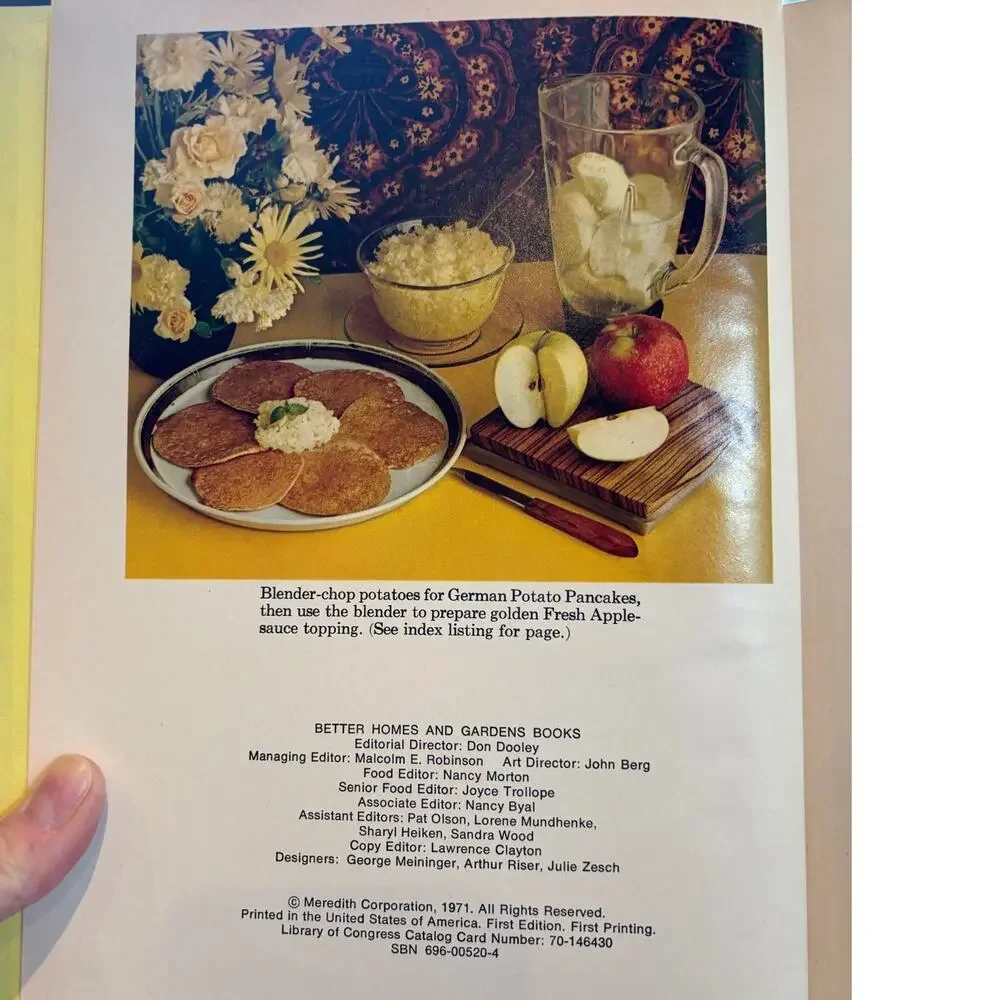 Lot of 7 Books from 1970's Better Homes & Gardens Cookbook Test Kitchen Series